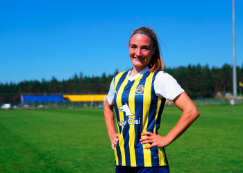 Lara Ivanusa Fenerbahçe Petrol Ofisi'nde