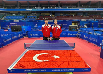 İbrahim Gündüz ile takım arkadaşı Abdullah Talha Yiğenler, bronz madalyanın sahibi oldu