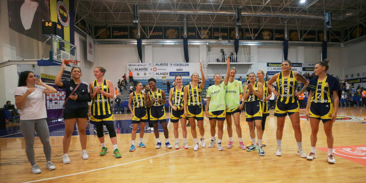 Fenerbahçe Kadın Basketbol Takımı