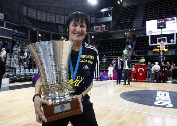 Fenerbahçe Kadın Basketbol Takımı Başantrenörü Valérie Garnier