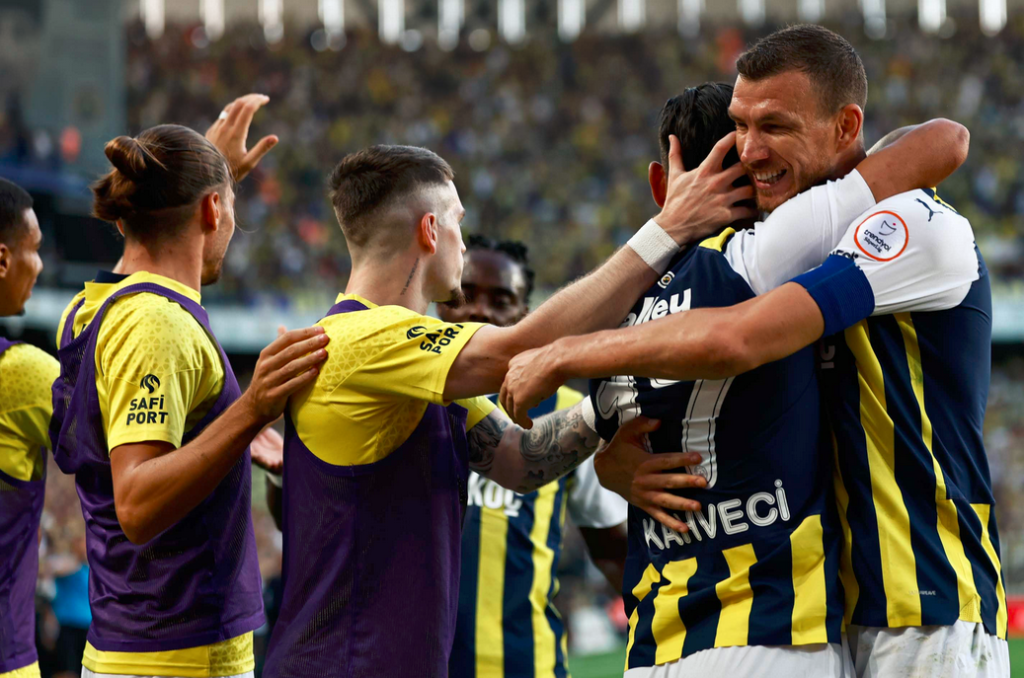 Fenerbahçe Futbol Takımı