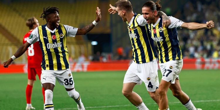Fenerbahçe Futbol Takımı