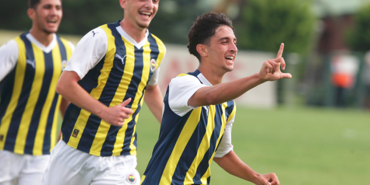 Fenerbahçe 19 Yaş Altı Futbol Takımı