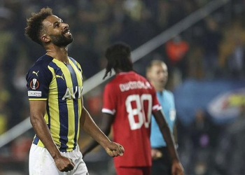 Fenerbahçe'de Nazım Sangare ile yollar ayrıldı
