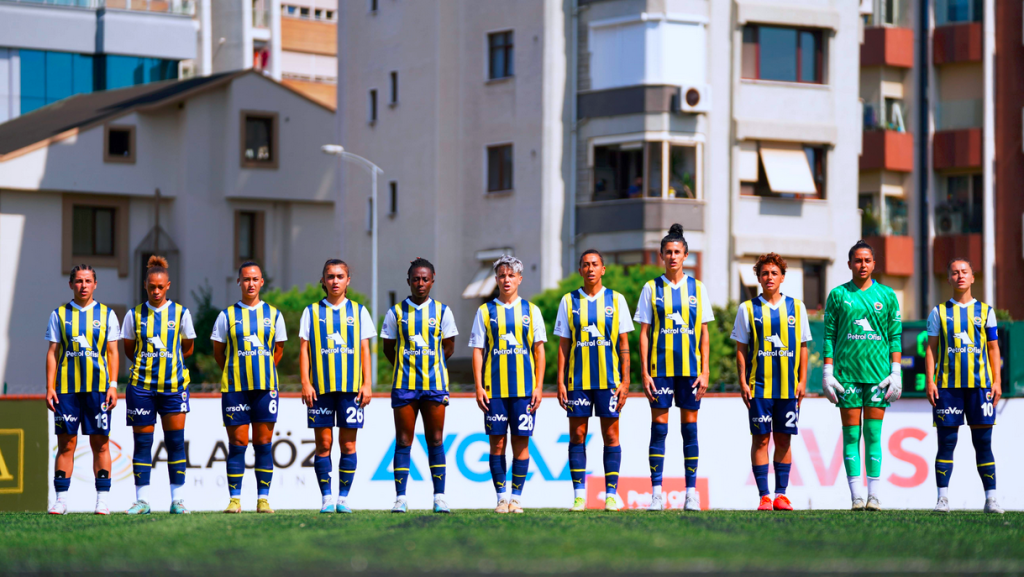 Fenerbahçe Kadın Futbol Takımı