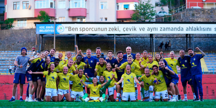 Fenerbahçe Kadın Futbol Takımı