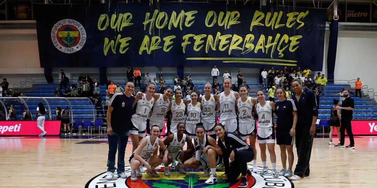 Fenerbahçe Kadın Basketbol Takımı