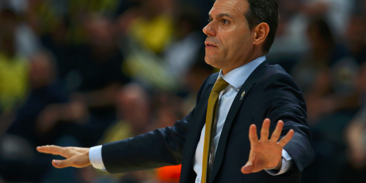 Fenerbahçe Erkek Basketbol Takımı Başantrenörü Dimitris Itoudis
