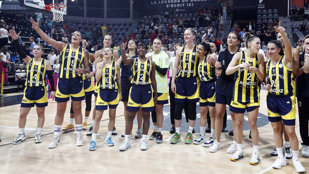 Fenerbahçe Kadın Basketbol Takımı