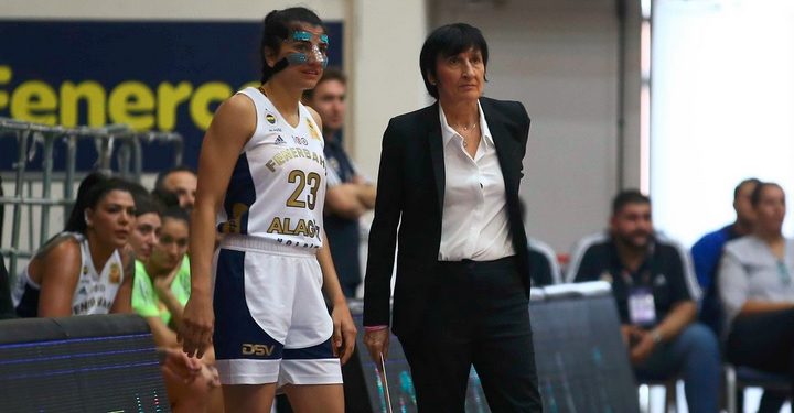 Fenerbahçe Kadın Basketbol Takımı Başantrenörü Valérie Garnier