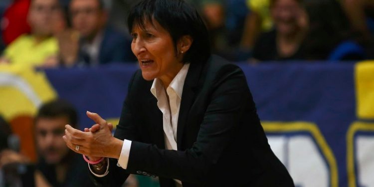 Fenerbahçe Kadın Basketbol Takımı Başantrenörü Valérie Garnier