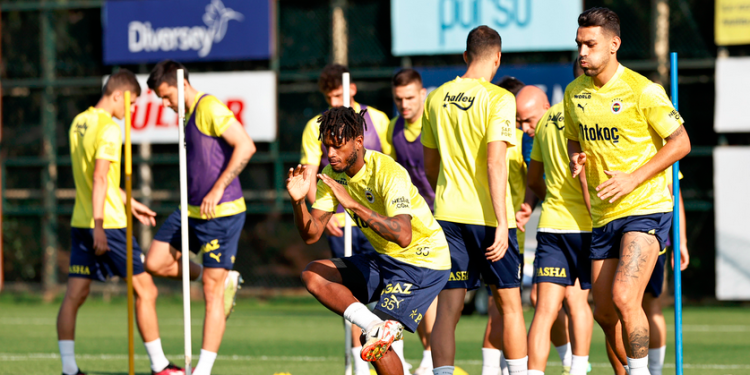 Fenerbahçe Kasımpaşa maçının hazırlıklarına başladı