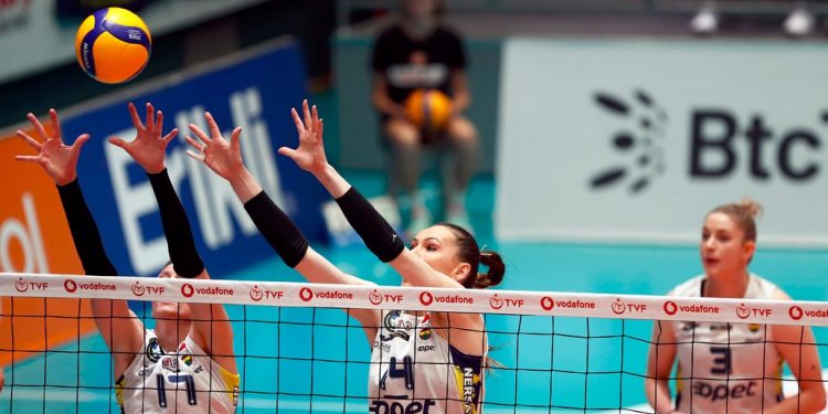 Fenerbahçe Kadın Voleybol Takımı