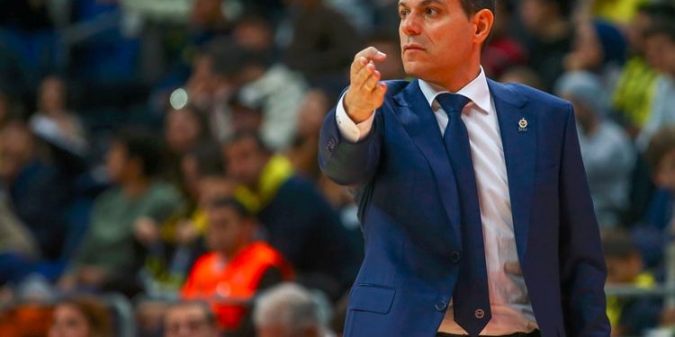Fenerbahçe Erkek Basketbol Takımı Başantrenörü Dimitris Itoudis