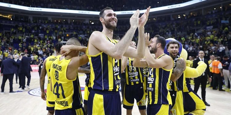 Fenerbahçe Erkek Basketbol Takımı