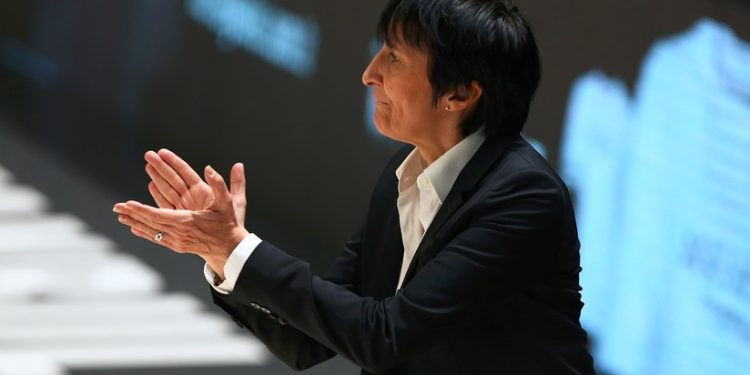 Fenerbahçe Kadın Basketbol Takımı Başantrenörü Valérie Garnier