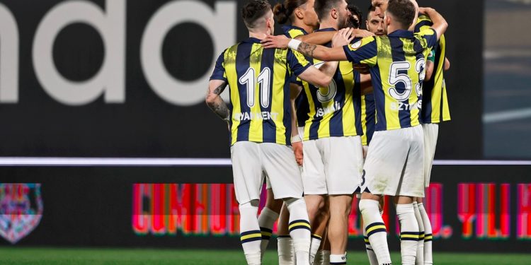 Fenerbahçe Futbol Takımı