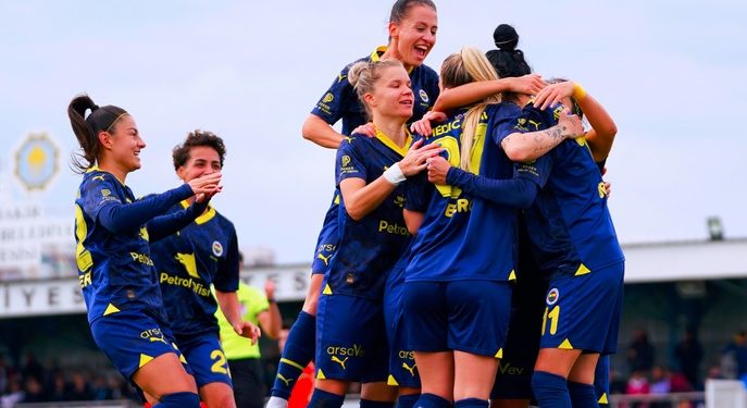 Fenerbahçe Kadın Futbol Takımı