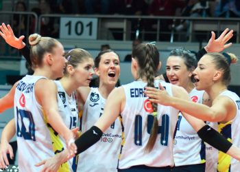 Fenerbahçe Kadın Voleybol Takımı