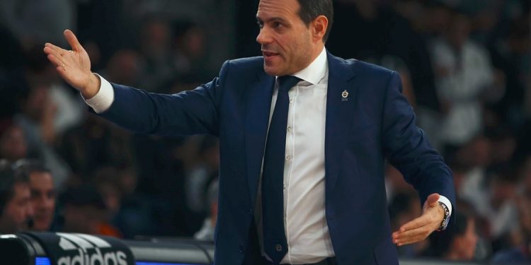 Fenerbahçe Erkek Basketbol Takımı Başantrenörü Dimitris Itoudis