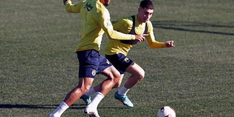 Fenerbahçe Süper Kupa maçının hazırlıklarına başladı