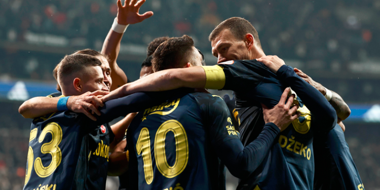 Fenerbahçe Futbol Takımı