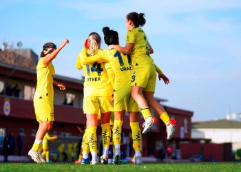 Fenerbahçe Kadın Futbol Takımı