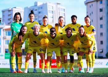 Fenerbahçe Kadın Futbol Takımı