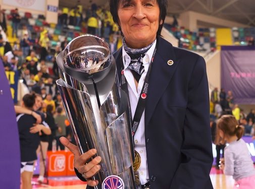 Fenerbahçe Kadın Basketbol Takımı Başantrenörü Valérie Garnier