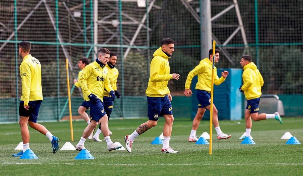 Fenerbahçe, Adanaspor maçının hazırlıklarına başladı