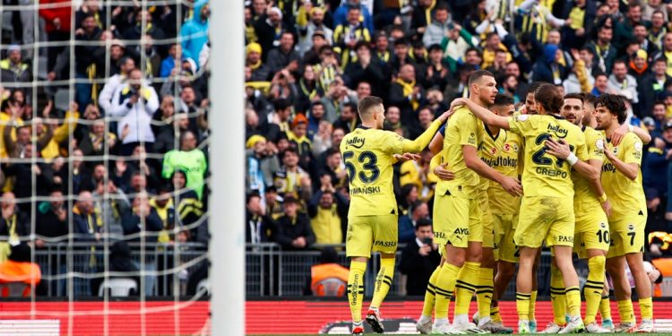 Fenerbahçe Futbol Takımı