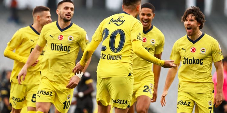 Fenerbahçe Futbol Takımı