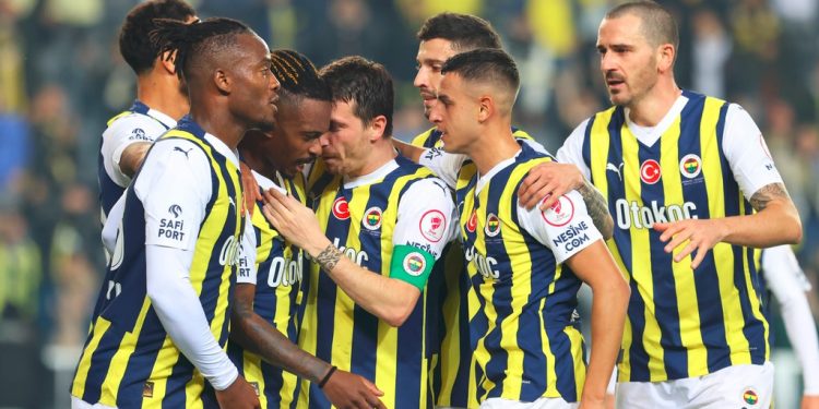 Fenerbahçe Futbol Takımı