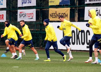 Fenerbahçe'de Antalyaspor maçı hazırlıkları başladı