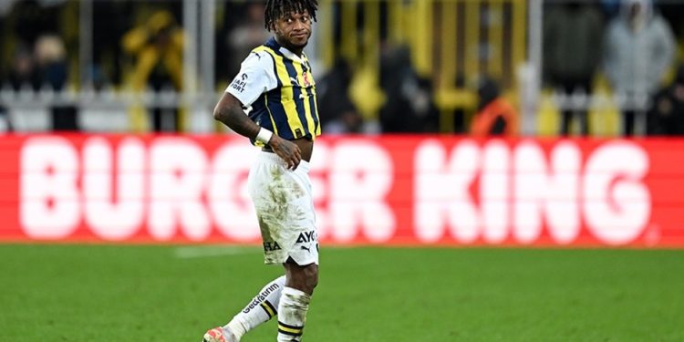 Fenerbahçe'de Fred sakatlandı.