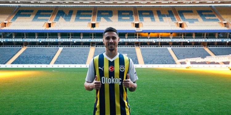 Rade Krunic Fenerbahçe'de