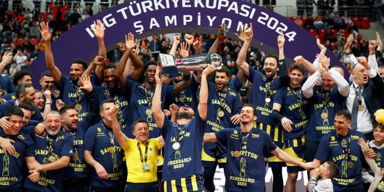 2024 Türkiye Kupası Şampiyonu Fenerbahçe Beko