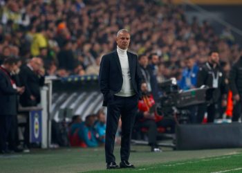 Fenerbahçe Teknik Direktörü İsmail Kartal