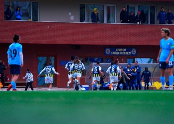 Fenerbahçe Kadın Futbol Takımı