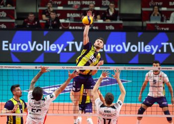 Fenerbahçe Parolapara, CEV Cup’a yarı finalde veda etti