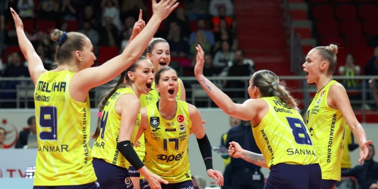 Fenerbahçe Kadın Voleybol Takımı