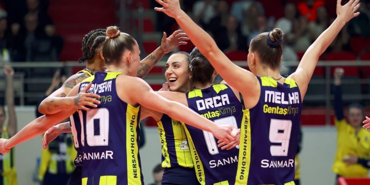 Fenerbahçe Kadın Voleybol Takımı