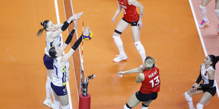 Fenerbahçe Opet 2-3 Türk Hava Yolları