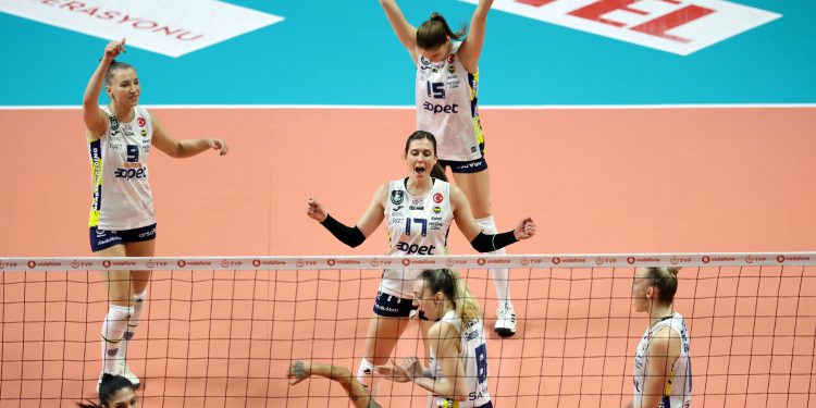 Fenerbahçe Opet 3-1 Çukurova Belediye Spor Kulübü