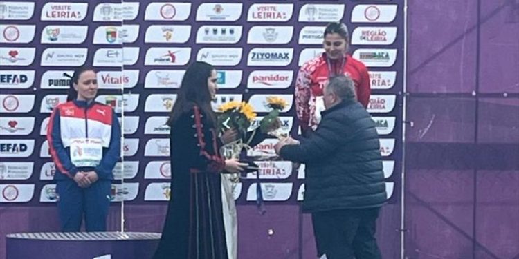 Milli atletimiz Eda Tuğsuz'dan bronz madalya