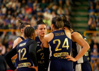 Fenerbahçe Kadın Basketbol Takımı