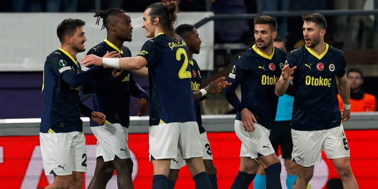 Fenerbahçe Futbol Takımı