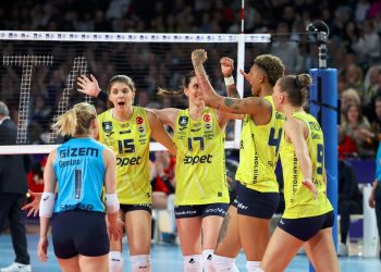 Fenerbahçe Kadın Voleybol Takımı