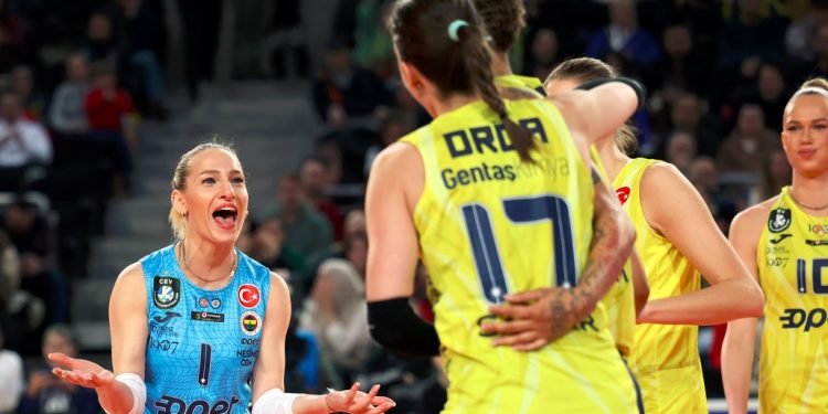 Fenerbahçe Kadın Voleybol Takımı