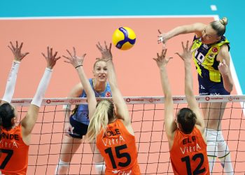 Fenerbahçe Opet 2-3 Eczacıbaşı Dynavit